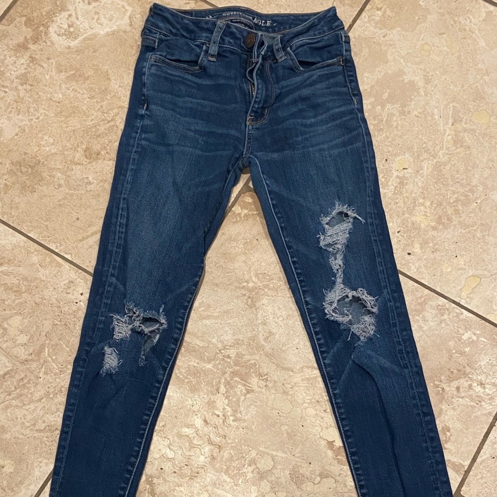 American Eagle distressed jeans